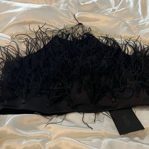 Beautiful feather tank with zipper on the side